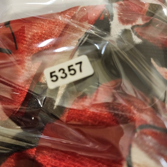 B. Darlin Elegant Black and Red Floral Dress Strappless size 10 Juniors - Picture 13 of 13